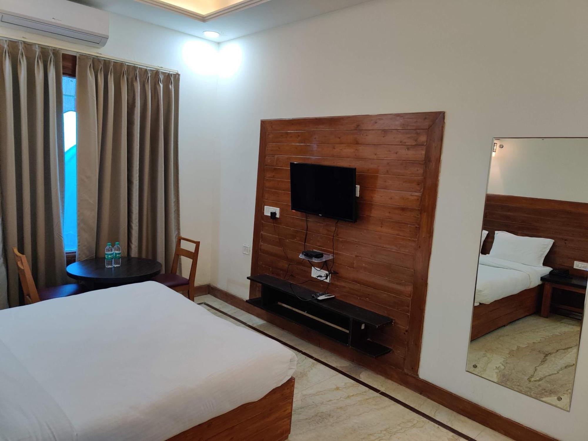 Orchha Club And Resort - Ocr Exterior foto