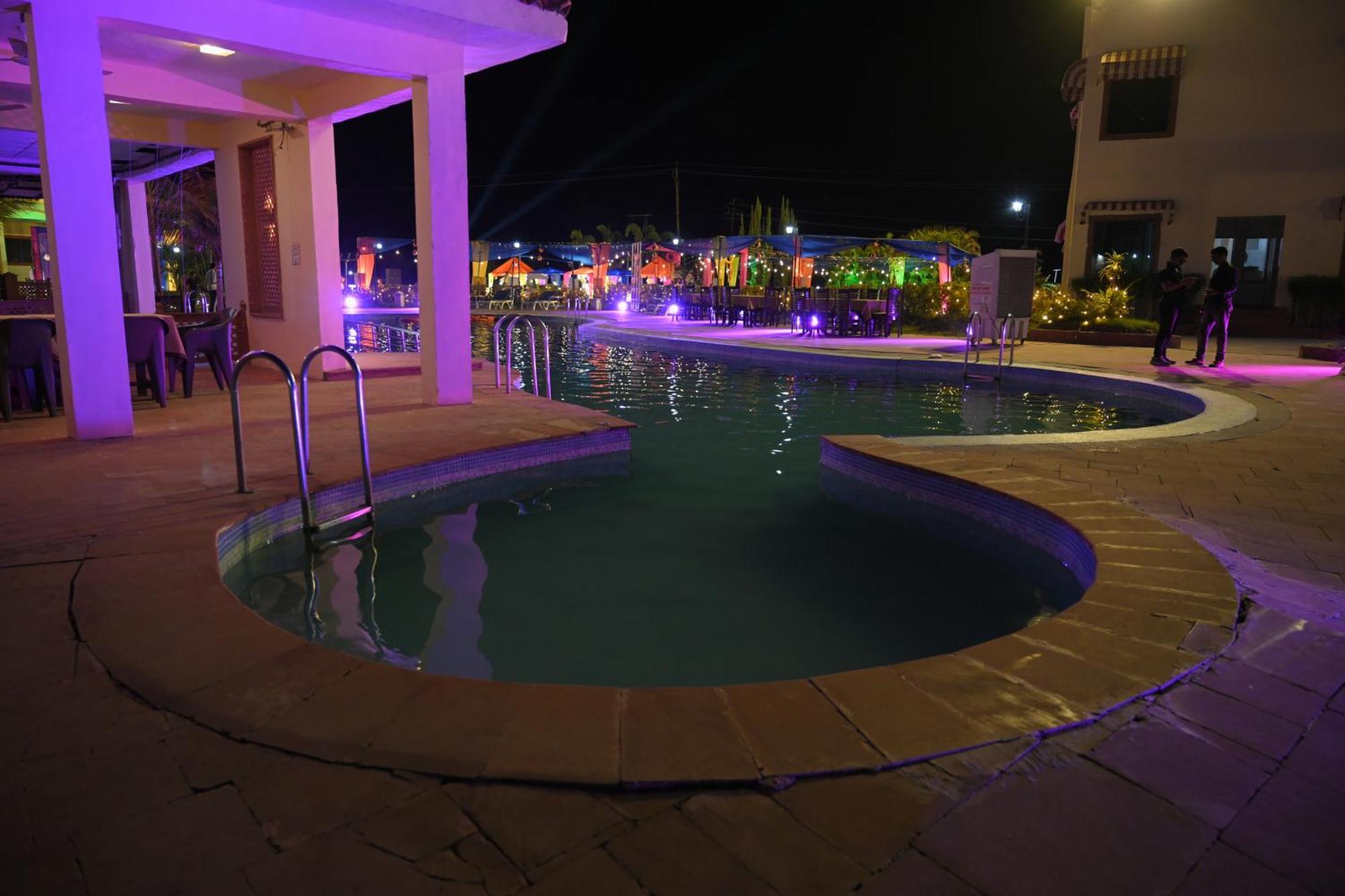Orchha Club And Resort - Ocr Exterior foto