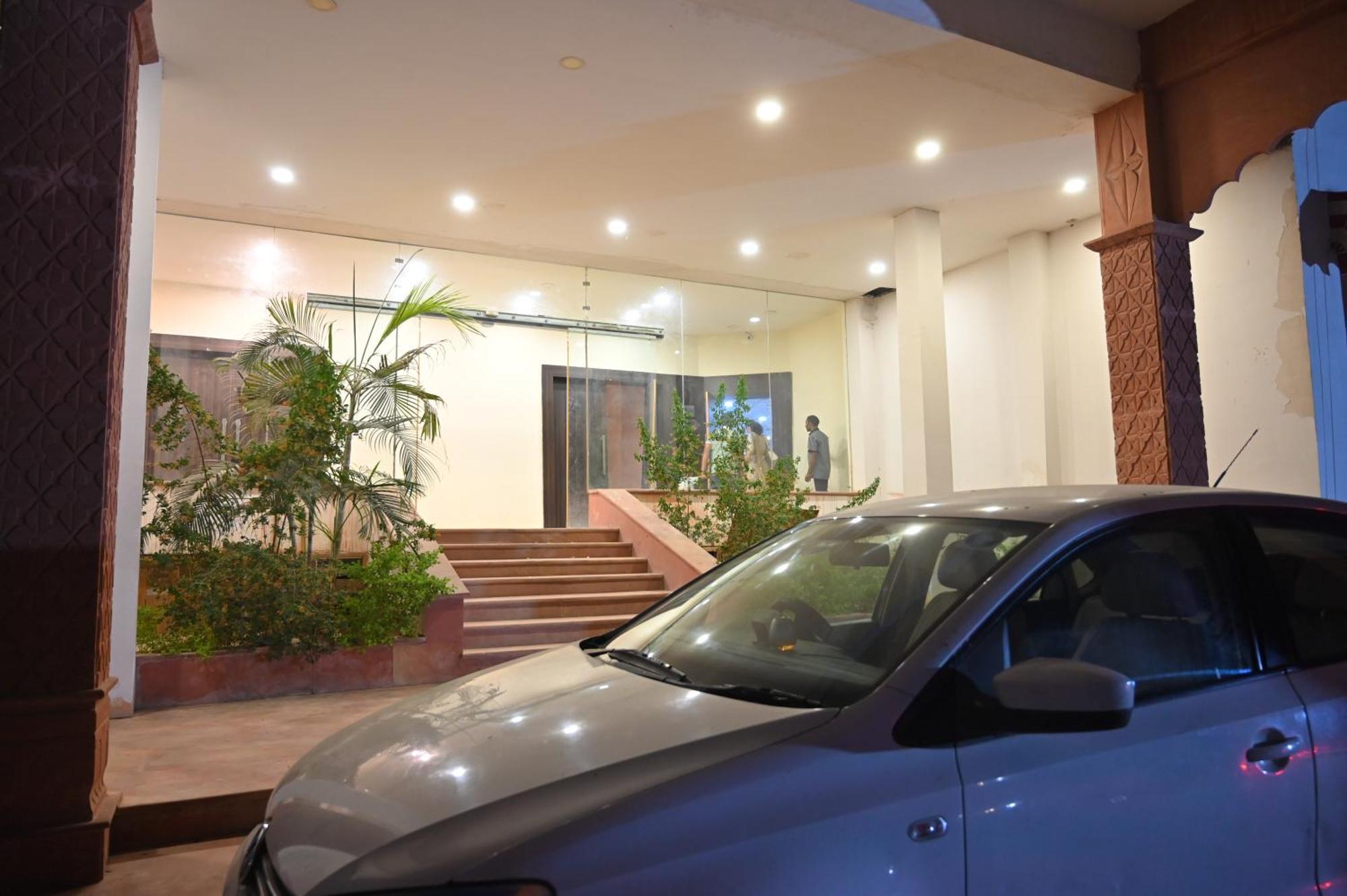 Orchha Club And Resort - Ocr Exterior foto